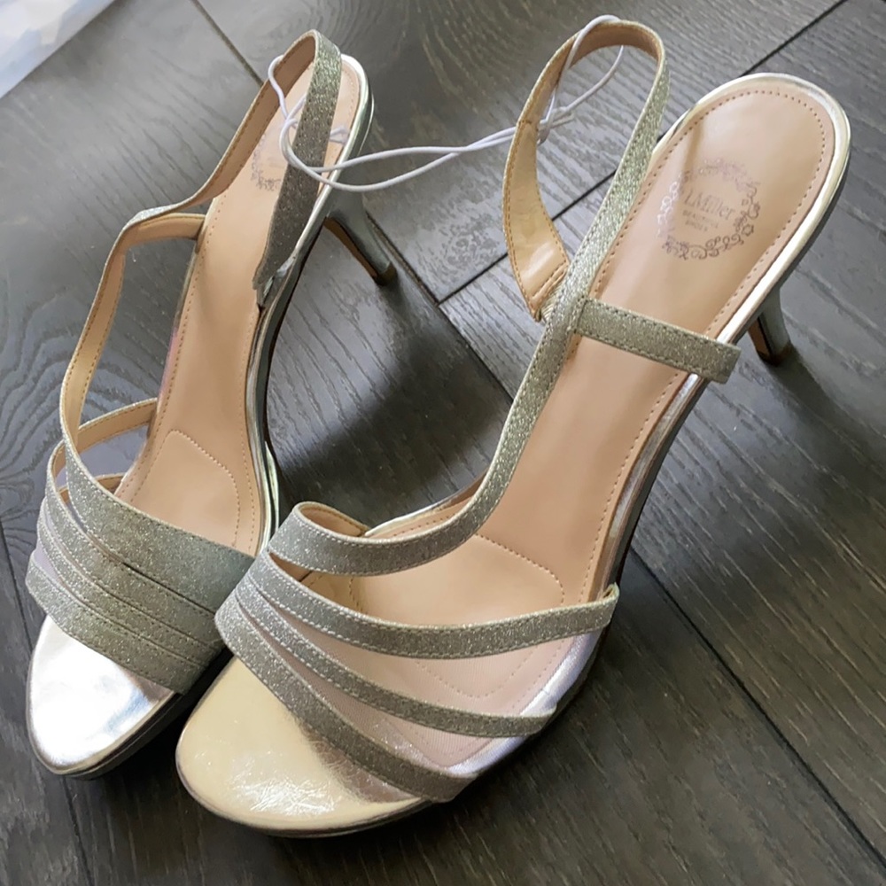 Silver heel size 11